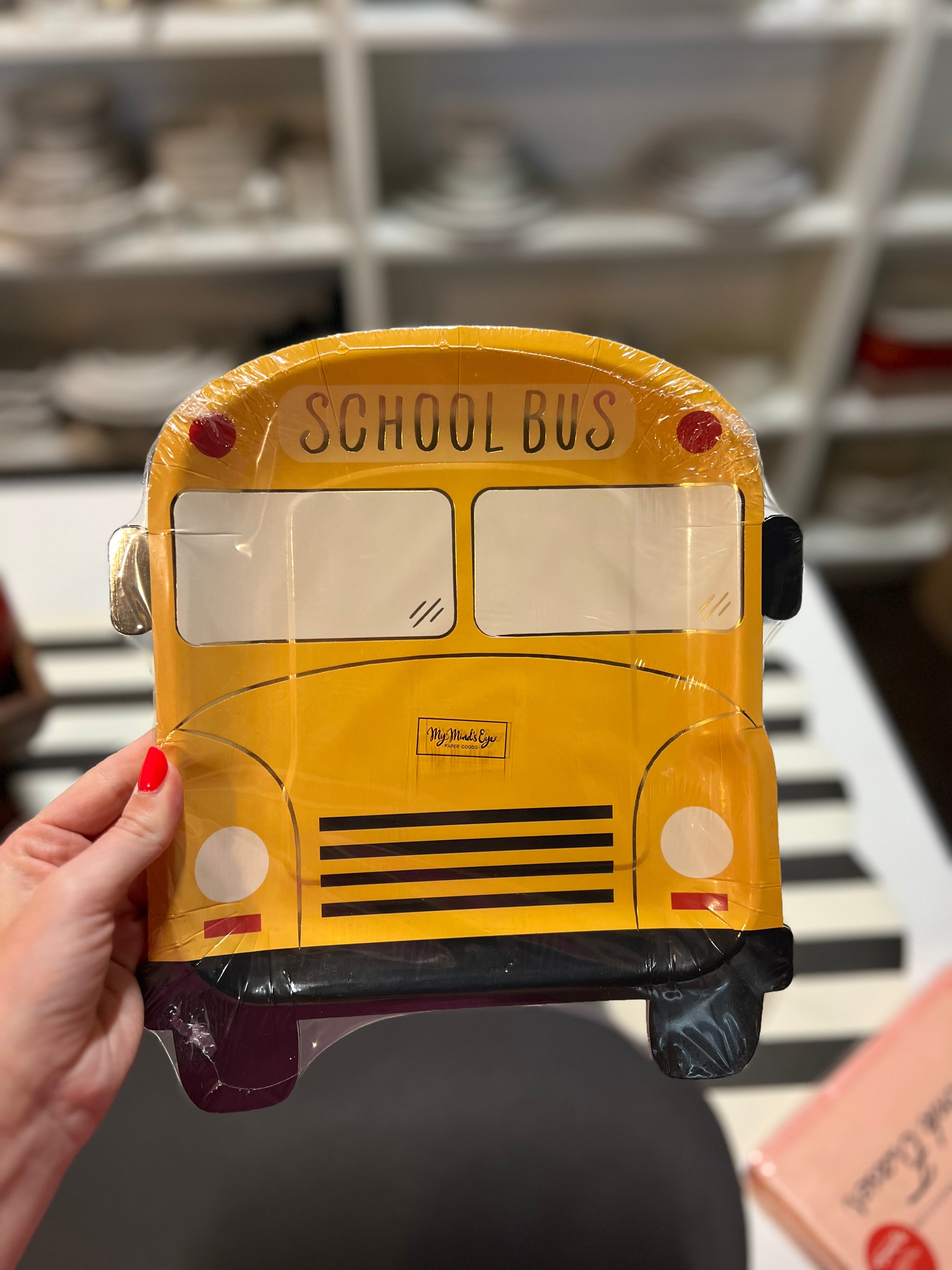 School Bus Plates (8) – CreativeKitchen